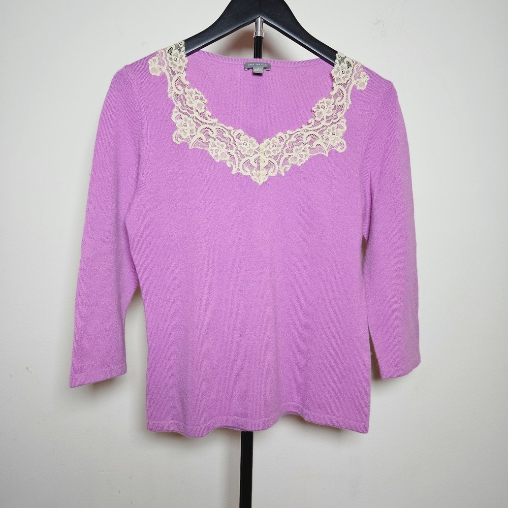 Ann Taylor Orchid Purple 100% Cashmere Lace Trim V-Neck Sweater Size Small